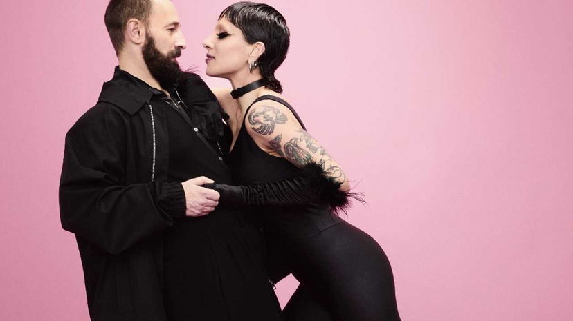 Coma_Cose in crisi? La foto di lei con un altro e concerti annullati preview