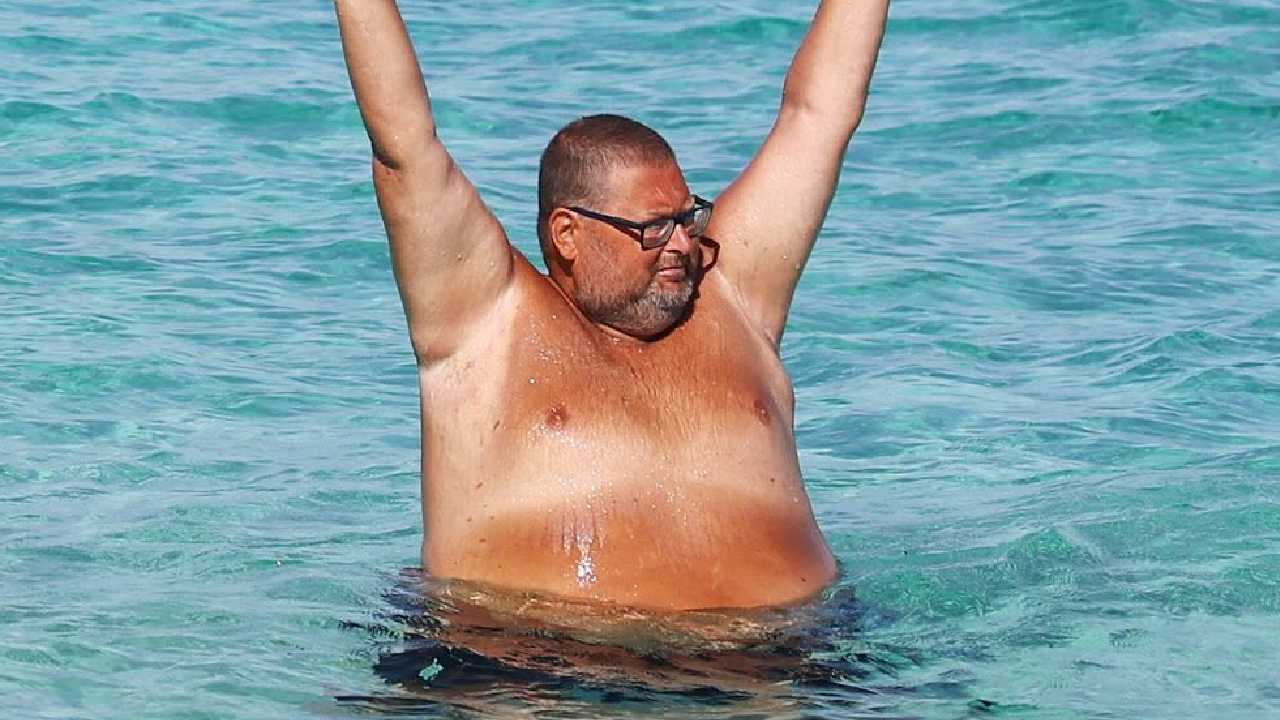 Adinolfi: "Le mie idee non cambiano", poi svela quanto è dimagrito