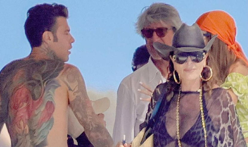 La Russa in barca con Santanché e Fedez: “Lui migliore di come pensassi” preview