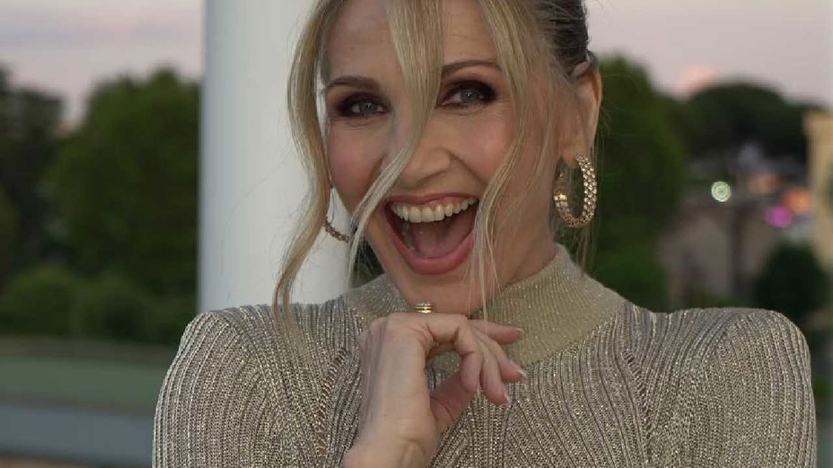 Lorella Cuccarini: le due donne dello spettacolo con cui ha avuto uno screzio article-post