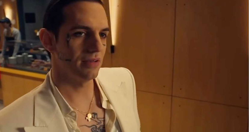 Cortesemente un Crispy McBacon, Achille Lauro finisce in una polemica preview