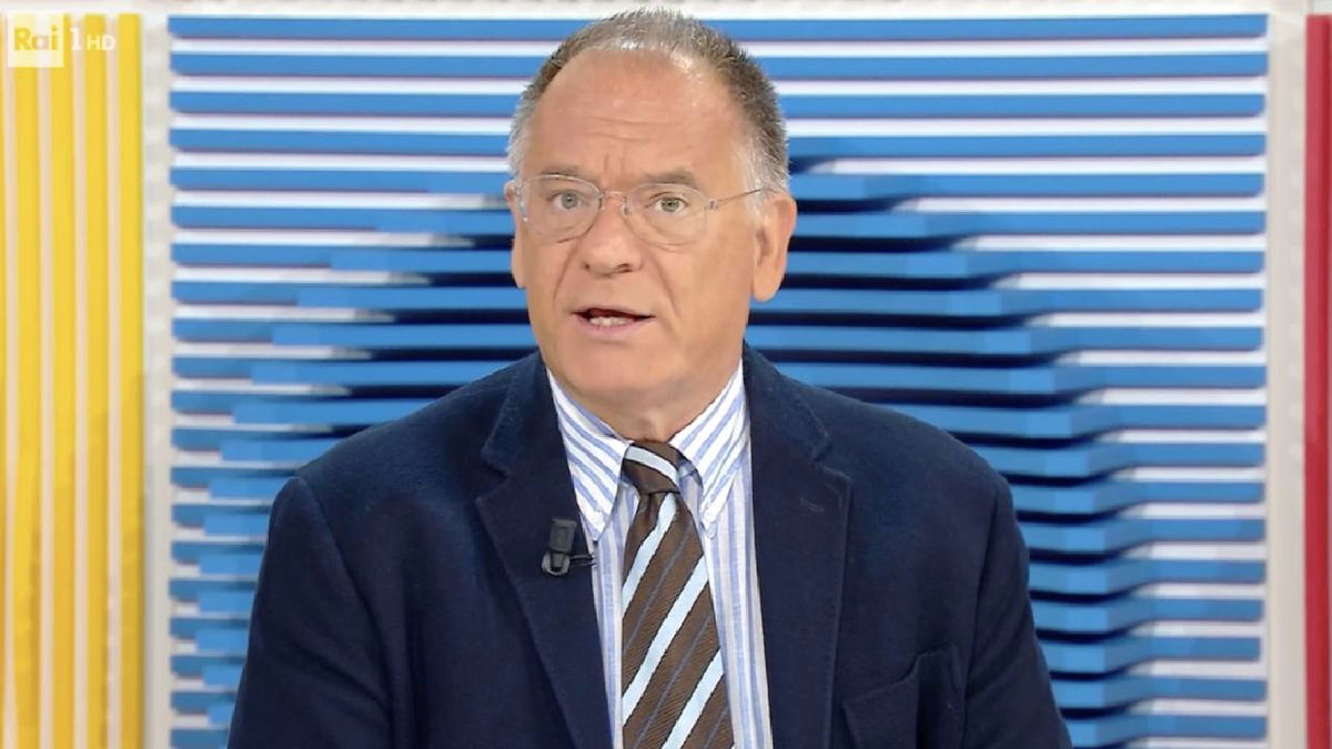 Alessandro Cecchi Paone sulla polemica dei gay riconoscibili: “Ero lì in Rai, ho provato a correggere il tiro” article-post