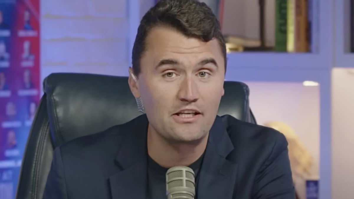 Famosa attrice ricorda Charlie Kirk: “È in paradiso adesso” article-post