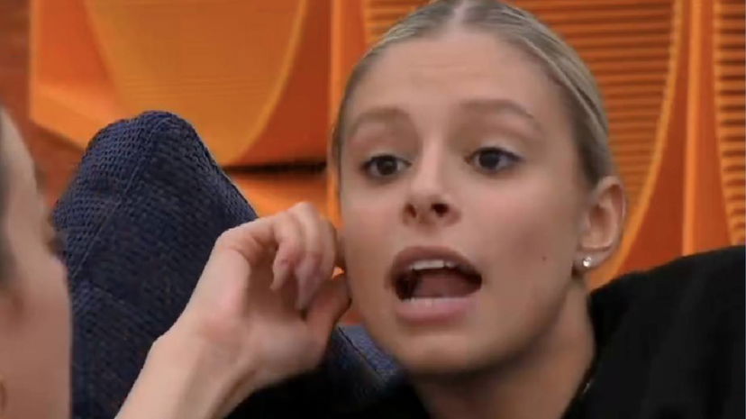 Giulia le spara grosse al Grande Fratello: “Questa la meno” preview