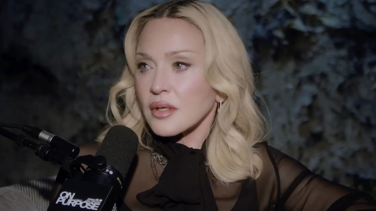Madonna ha pensato di farla finita: “Ero distrutta dal dolore” article-post