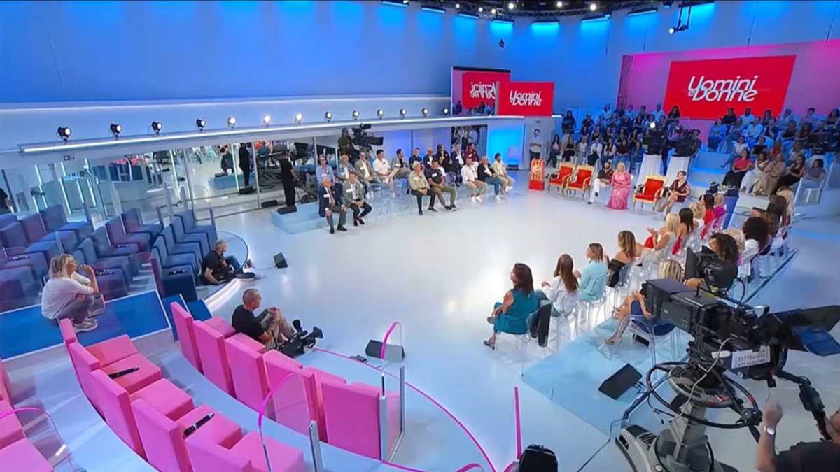 Uomini e Donne: presentata una nuova tronista nella registrazione di oggi 22 settembre article-post