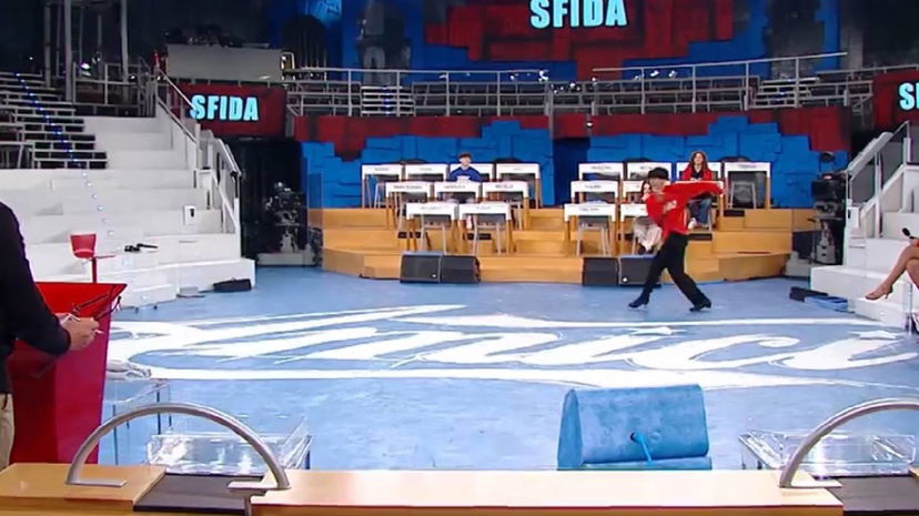 Amici 25: tre eliminati, tre a rischio e maglia sospesa preview