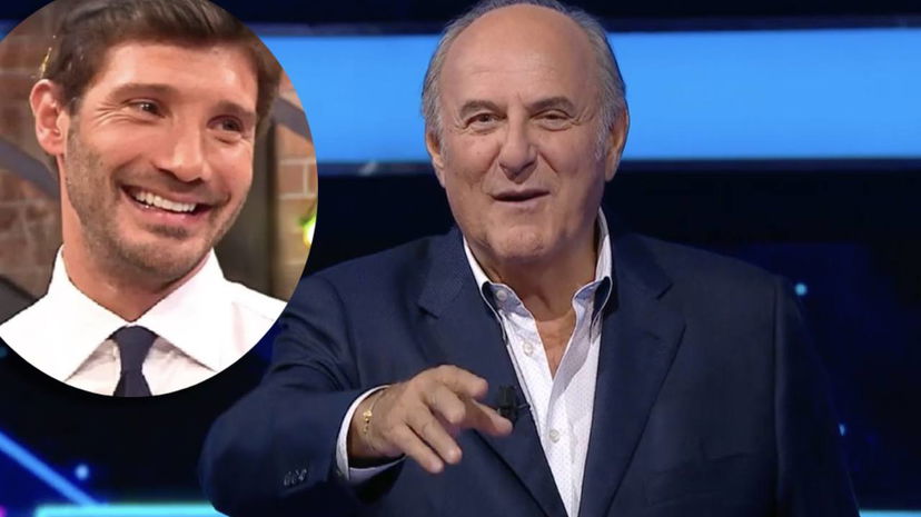 Gerry Scotti risponde a De Martino con altre frecciatine: “Da noi è diverso” preview