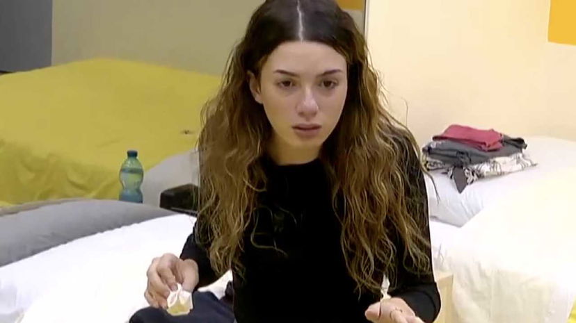 Michelle Cavallaro piange ad Amici a causa di Rudy Zerbi preview