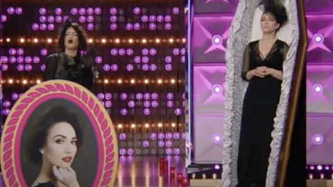 Roast In Peace è carino, ma i gay sanno farlo meglio preview