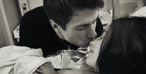 Benjamin Mascolo padre: è nata la figlia Athena preview