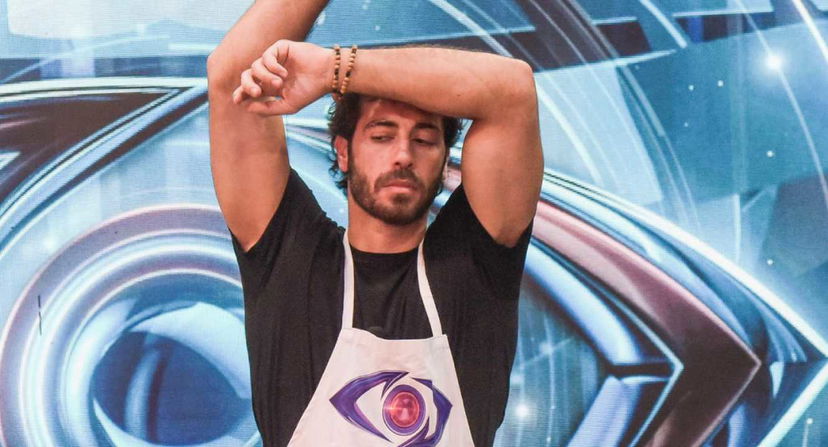 Omer ha un malore e interviene un medico al Grande Fratello preview