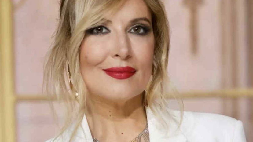 Cos’è “fare show” secondo Selvaggia Lucarelli, la replica piccata preview