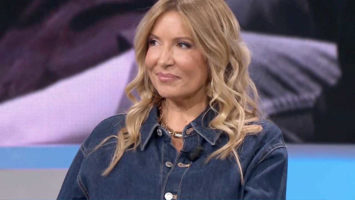 Selvaggia Lucarelli su Roast In Peace: “Ho fatto togliere alcune battute altrimenti non sarei andata” article-post
