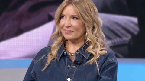 Selvaggia Lucarelli su Roast In Peace: “Ho fatto togliere alcune battute altrimenti non sarei andata” preview