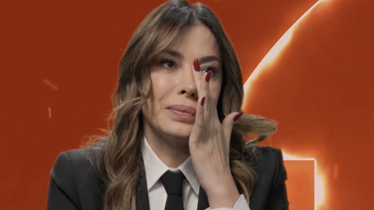 Aida Yespica piange a Le Iene: l’abuso che le ha rovinato la vita article-post