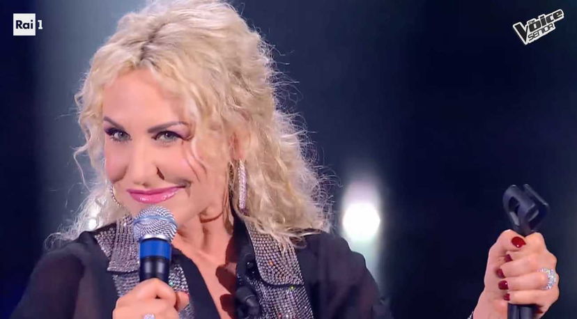 Antonella Clerici sui nuovi conduttori e sulla tv che non le piace: “Noi gli ultimi nati con la tv” preview