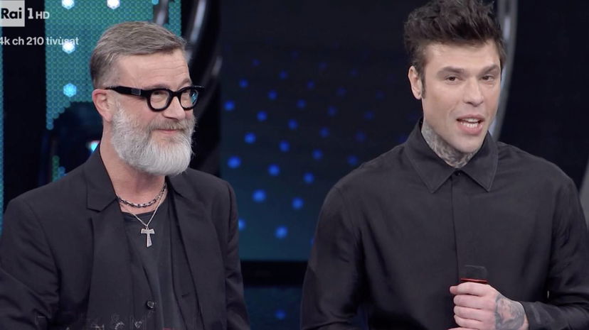Masini e Fedez, il giallo della cover di Tv Sorrisi e Canzoni: “Hanno posato soli, senza gli altri big” preview