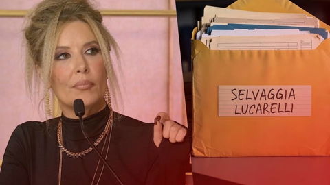 Mistero degli attacchi anonimi a Selvaggia Lucarelli: “Chi c’è dietro” preview