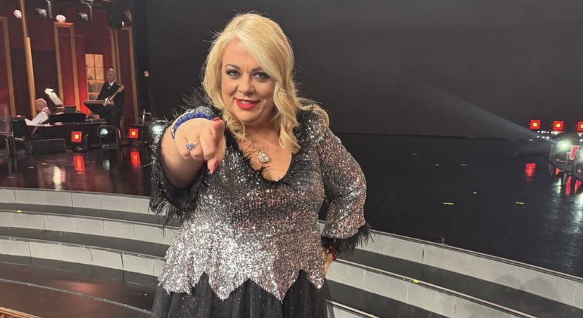 Rossella punge Selvaggia: “Barbara trash? Faceva la fila per andare nei suoi programmi” preview