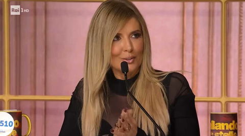 Ballando con le Stelle 2025, i commenti di Selvaggia Lucarelli: chi sono gli intoccabili preview
