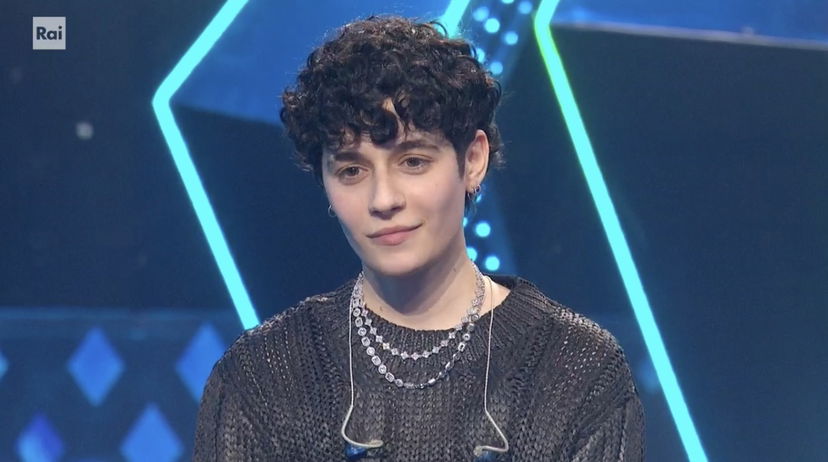 SenzaCri, quando suo padre le fece credere di essere un cantante famoso realmente esistito preview