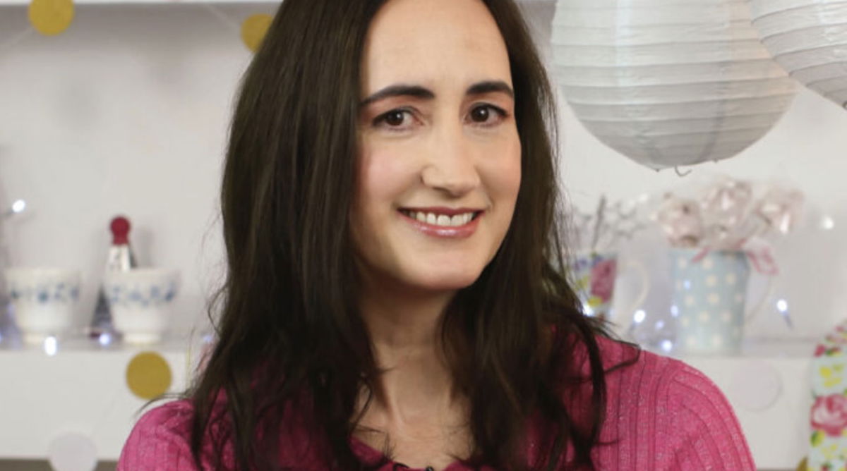 Sophie Kinsella è morta a 55 anni: è l’autrice della saga I Love Shopping article-post