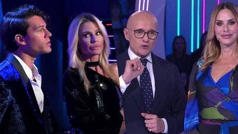 Caldonazzo e Orlando sul caso Medugno e Signorini, punti di vista diversi: “Qualcosa non andava, piangevi” preview