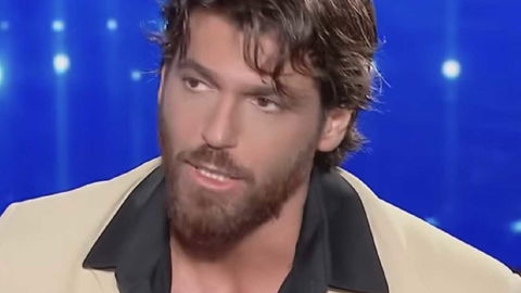 La Polizia ha rilasciato Can Yaman, arrestato per una soffiata: gli aggiornamenti preview