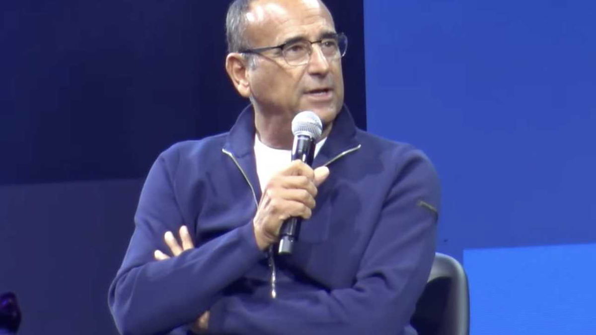 Carlo Conti ammette i rifiuti a Sanremo: “Qualcuno mi ha detto no e ho virato su altri” article-post