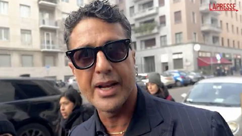 Fabrizio Corona furioso al Palazzo di Giustizia, minaccia: “Io li rovino” preview