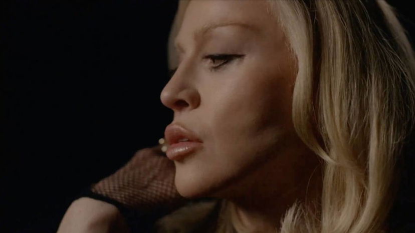 Madonna canta La Bambola di Patty Pravo: i video di Dolce e Gabbana preview