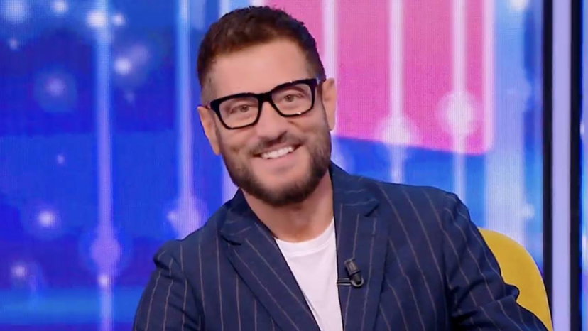 Enrico Papi: “Nessun amico vip, falsità nel mondo della tv” preview