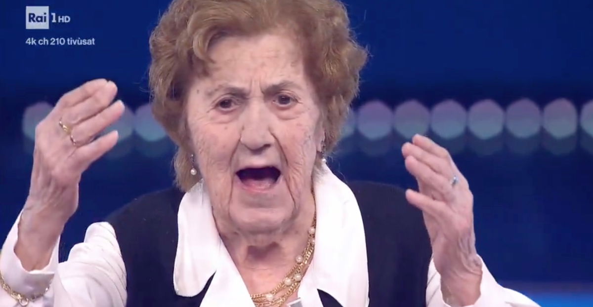 Gianna Pratesi ospite a Sanremo per festeggiare gli 80 anni della Repubblica: “Fascisti? Ciao ciao!” article-post