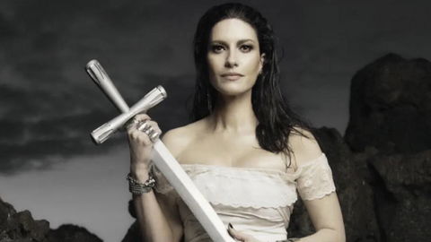 Io Canto 2 di Pausini non debutta alla 1: classifica degli album più venduti preview