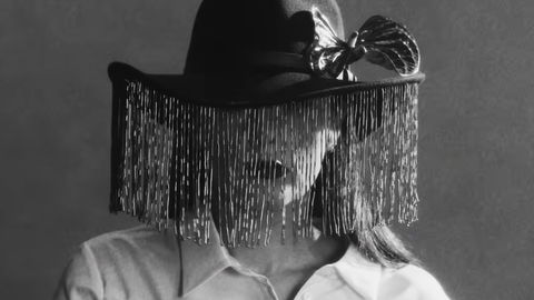 Jessie Ware in Ride omaggia Ennio Morricone in “Il Buono, Il Brutto, Il Cattivo” preview