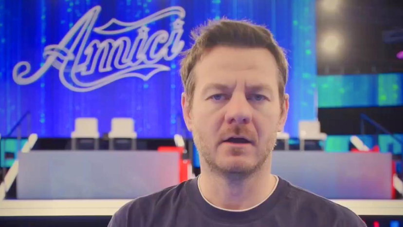 Alessandro Cattelan condurrà Password all’interno di Amici: ecco di cosa si tratta preview