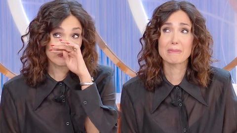 Caterina Balivo scoppia a piangere in diretta per Enrica Bonaccorti, Magalli prende in mano la situazione preview