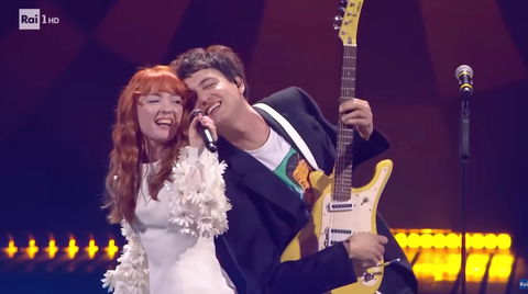 Maria Antonietta e Colombre, il figlio di Jimmy Fontana polemizza con la loro cover de Il Mondo: “Mi ha disturbato” preview