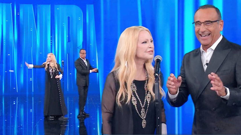 Patty Pravo si soffia il naso e lancia il fazzoletto a Sanremo Top: “Oddio si è visto?” preview
