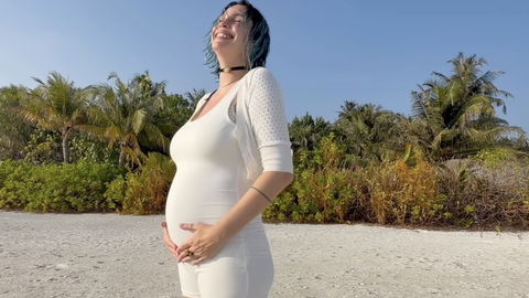 Rose Villain è incinta e Tutta Luce è il singolo dedicato al figlio preview