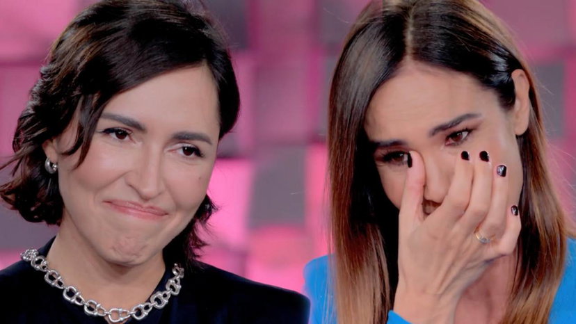 Serena Brancale e Silvia Toffanin in lacrime: “Le nostre mamme ci guardano” preview