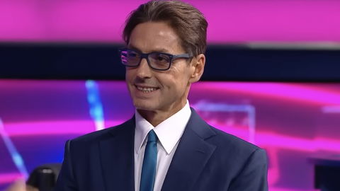 Pier Silvio Berlusconi rompe il silenzio su Corona, Signorini e Fiorello preview