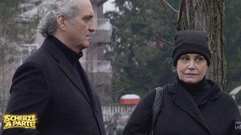 Scherzi A Parte, critiche per lo scherzo a Simona Ventura: “Ha riconosciuto l’attore” preview