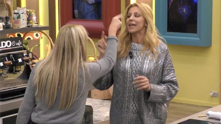 Alessandra Mussolini attacca Adriana Volpe: 