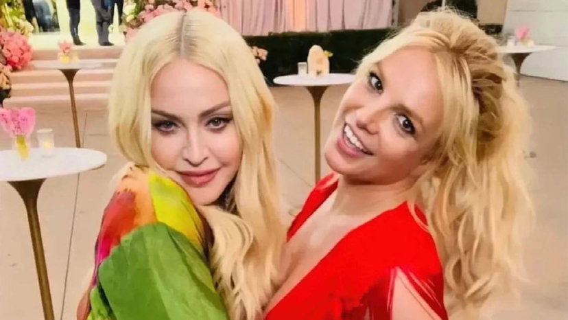 Madonna avrebbe contattato Britney Spears: “La vuole nel suo album” preview