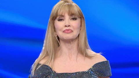 Milly Carlucci su Selvaggia Lucarelli ed Elettra Lamborghini a Ballando con le Stelle: “La vita può portare a fare cose diverse” preview