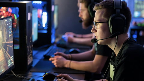 Come i gamer LGBTQ+ stanno creando safe place nei giochi online preview