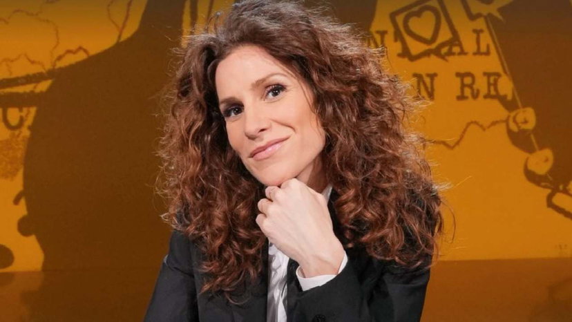 Veronica Ruggeri ha un nuovo fidanzato: “È un cantante. Spero di diventare mamma” preview