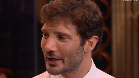 Video di De Martino rubato e diffuso, il caso arriva in Rai: “Ha sconvolto tutti noi, intimità violata” preview